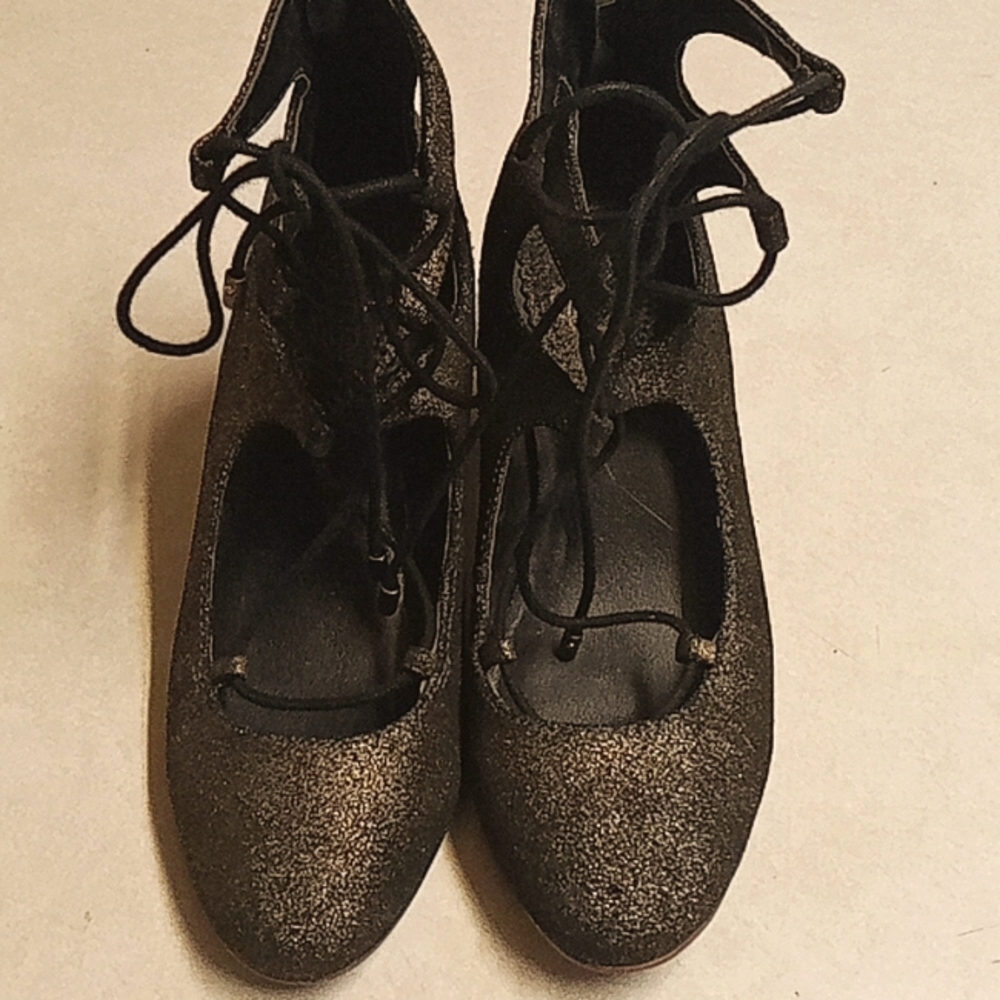 Latigo Kamila bronze metallic suede pumps sz 6.5M